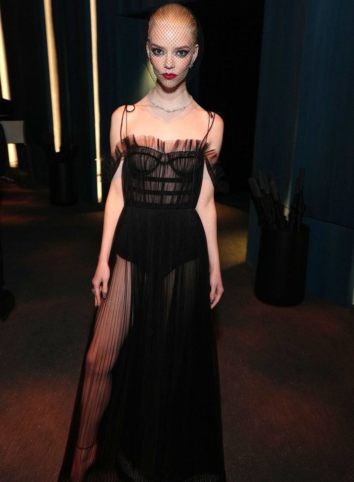 Anya Taylor-Joy nackt #107979613