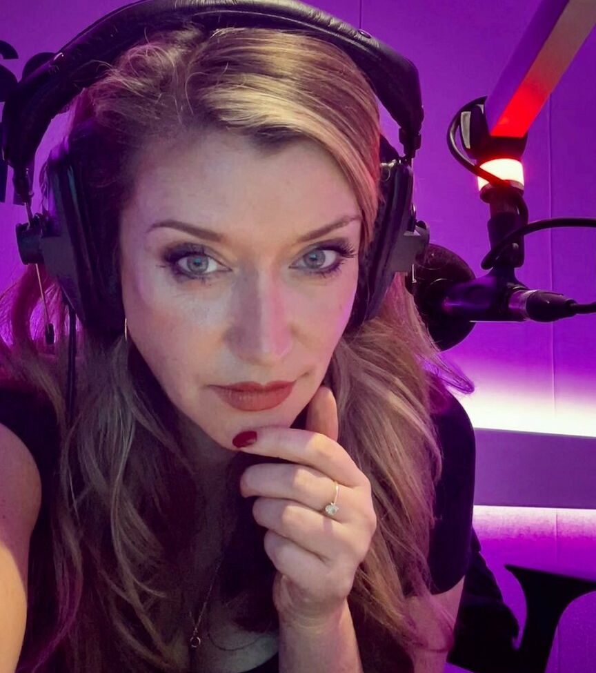 Sarah Champion nude #108301766