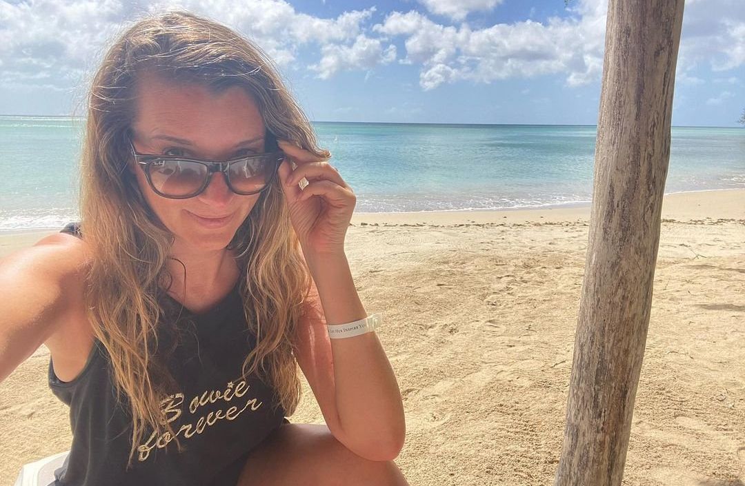 Sarah Champion nude #108301773