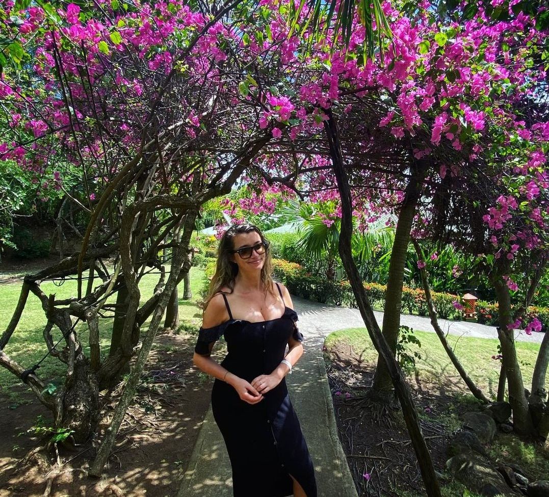 Sarah Champion nude #108301775