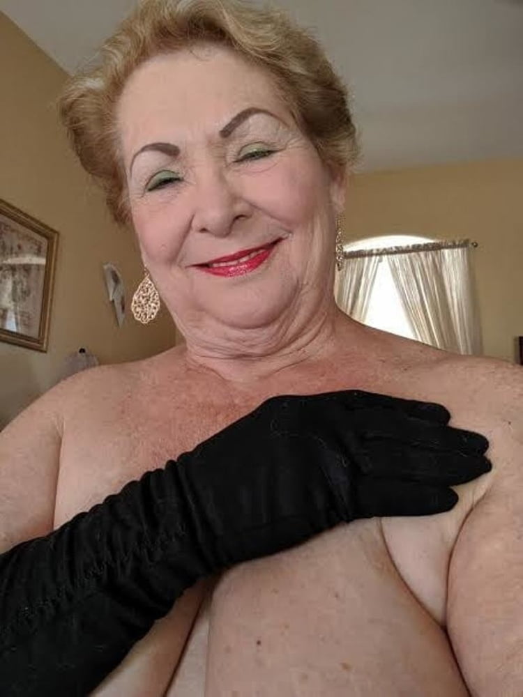 Sexy granny
 #97652838