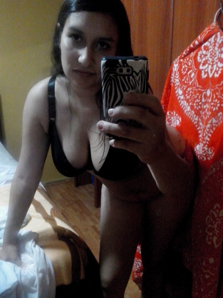 Tetona putipobre #90770685
