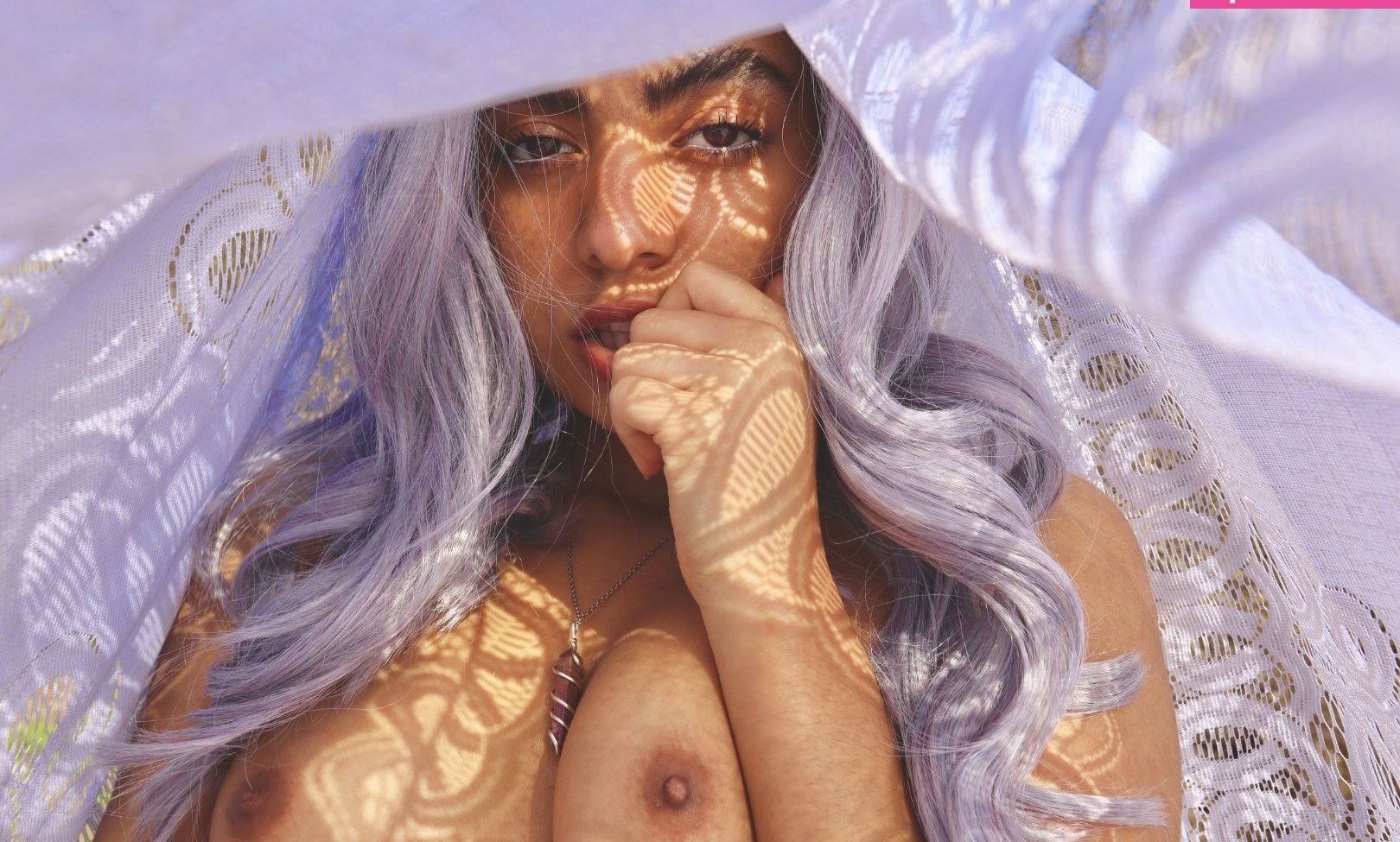 TheStartOfus nackt #108711265