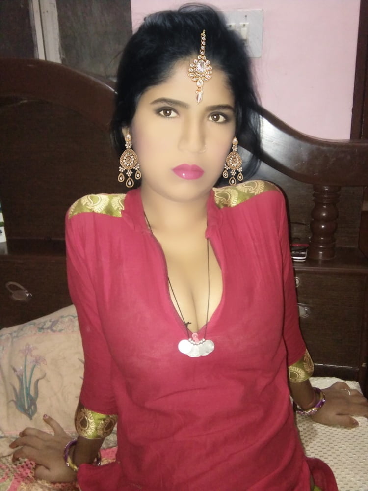 Indische Schlampe Frau ausgesetzt von Ehemann
 #95542322
