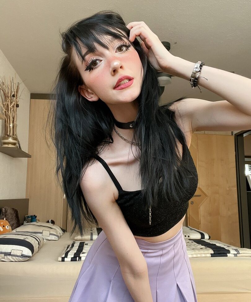 Nananightray desnuda #108060828