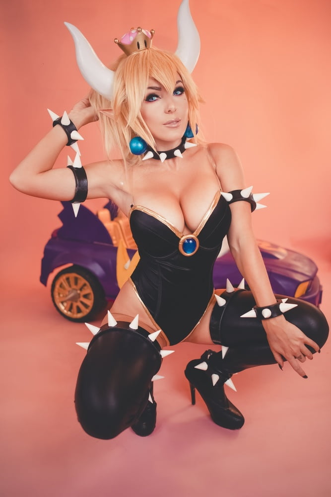 Bowsette
 #82083120