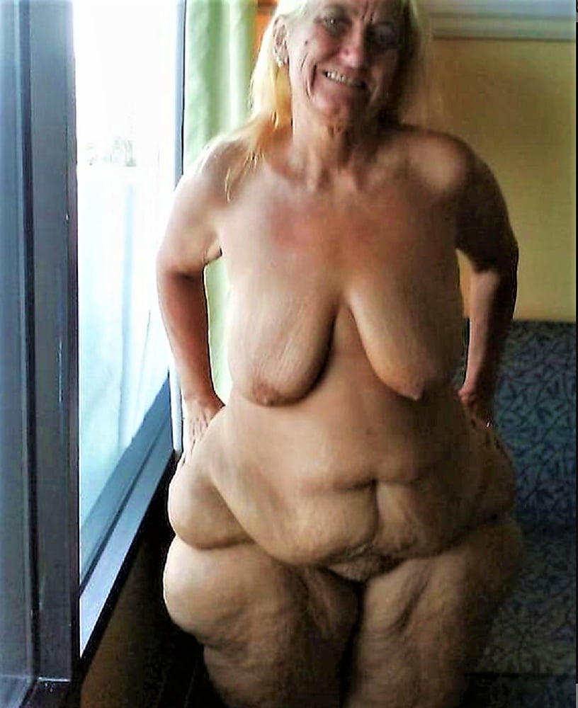 Sexy Omas mischen
 #90270889