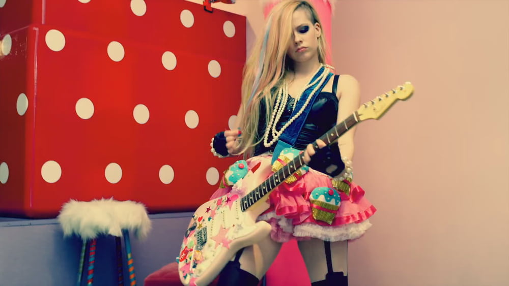 Avril Lavigne come as you are.
 #92544809