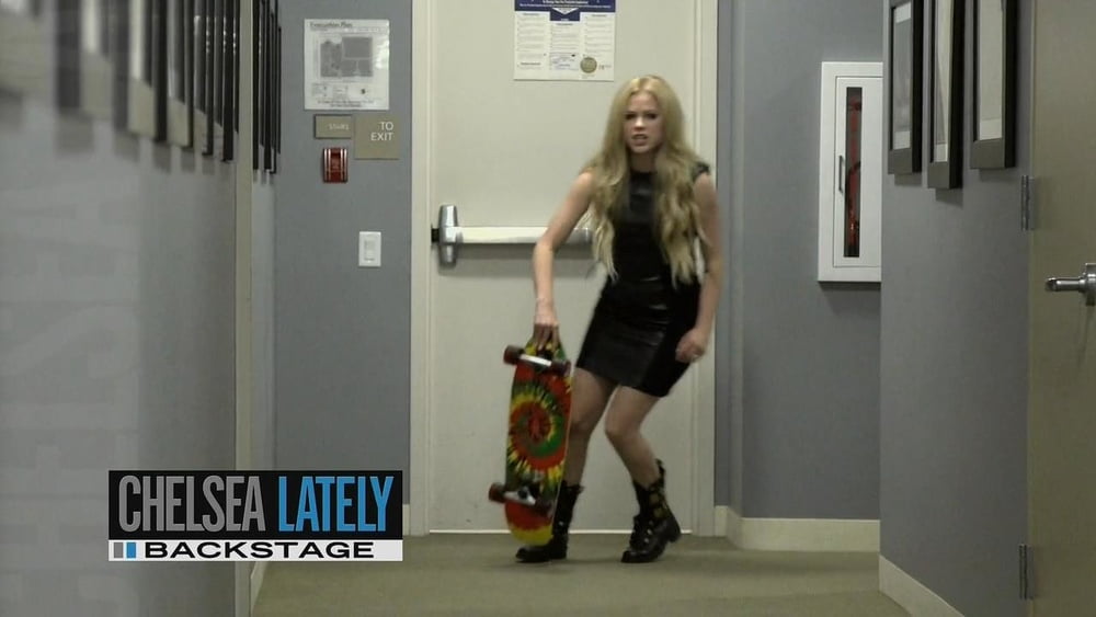 Avril Lavigne come as you are.
 #92544863