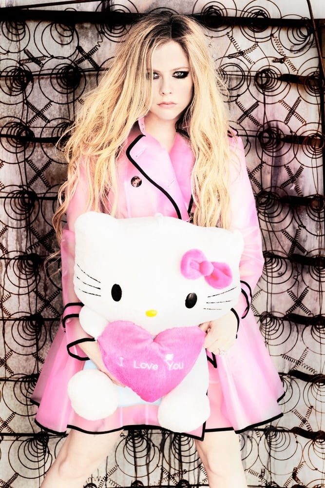 Avril Lavigne come as you are.
 #92545008