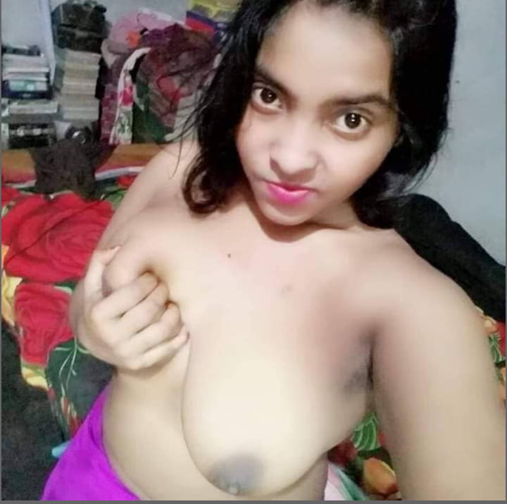 Big boob Bangladeshi Girl #79723661