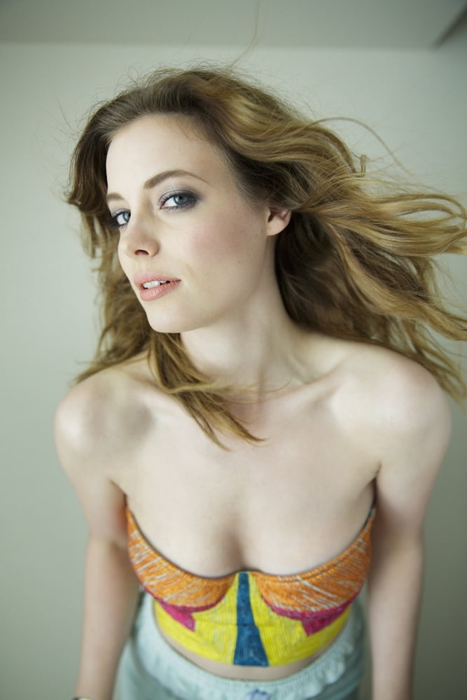 Sexy alison brie & gillian jacobs !
 #87900471