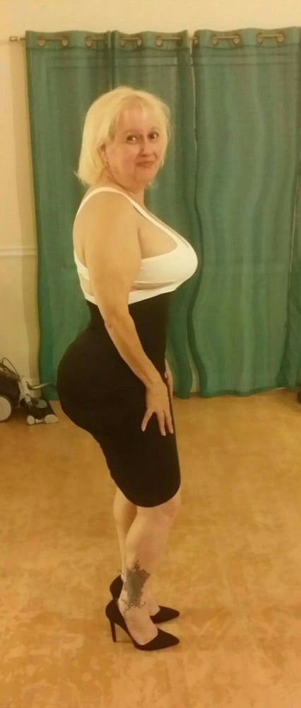 Mamma pawg
 #100264840