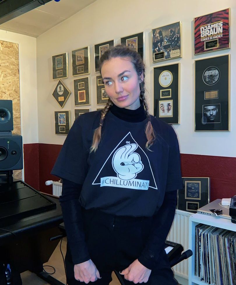 Thalebabe93 desnuda #109786693