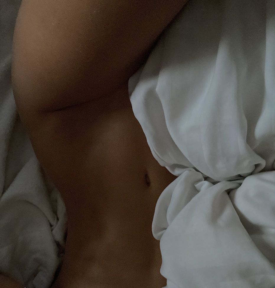 Thalebabe93 desnuda #109786727