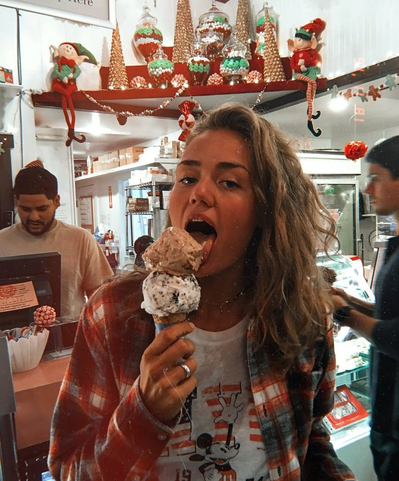 Thalebabe93 desnuda #109786779