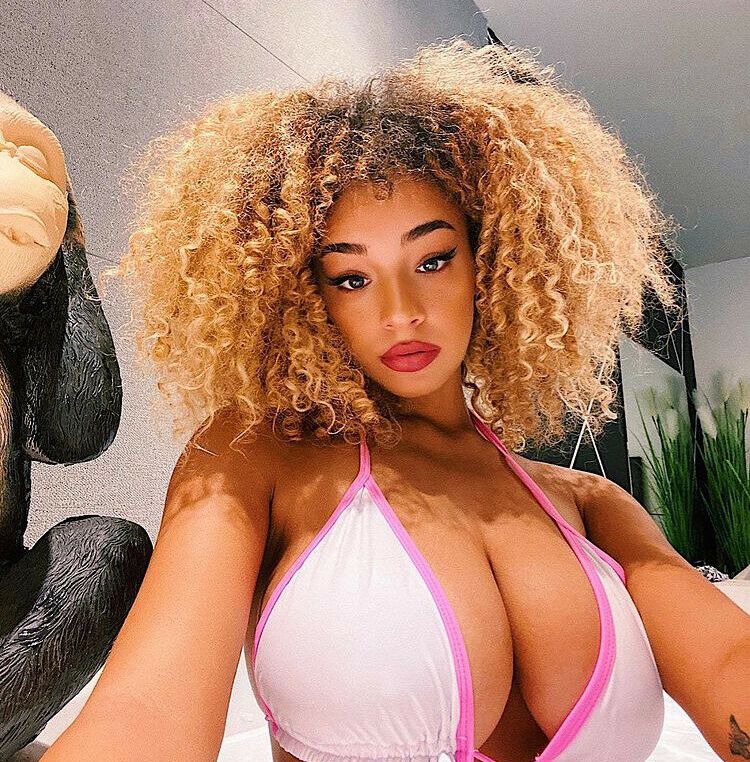 Dana Curly nude #108697560