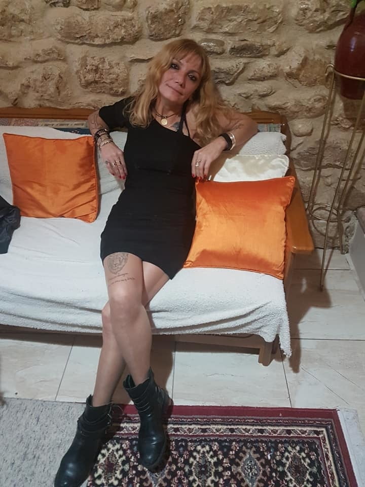 Griechische Milf aus sozialen Medien : dimitra
 #100458810