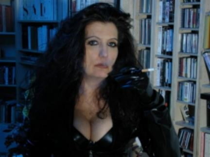 Voluptuosos fumadores
 #80932039