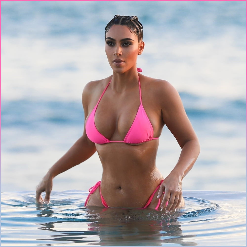 Kim kardashian bikini 08-23-2020
 #80805771