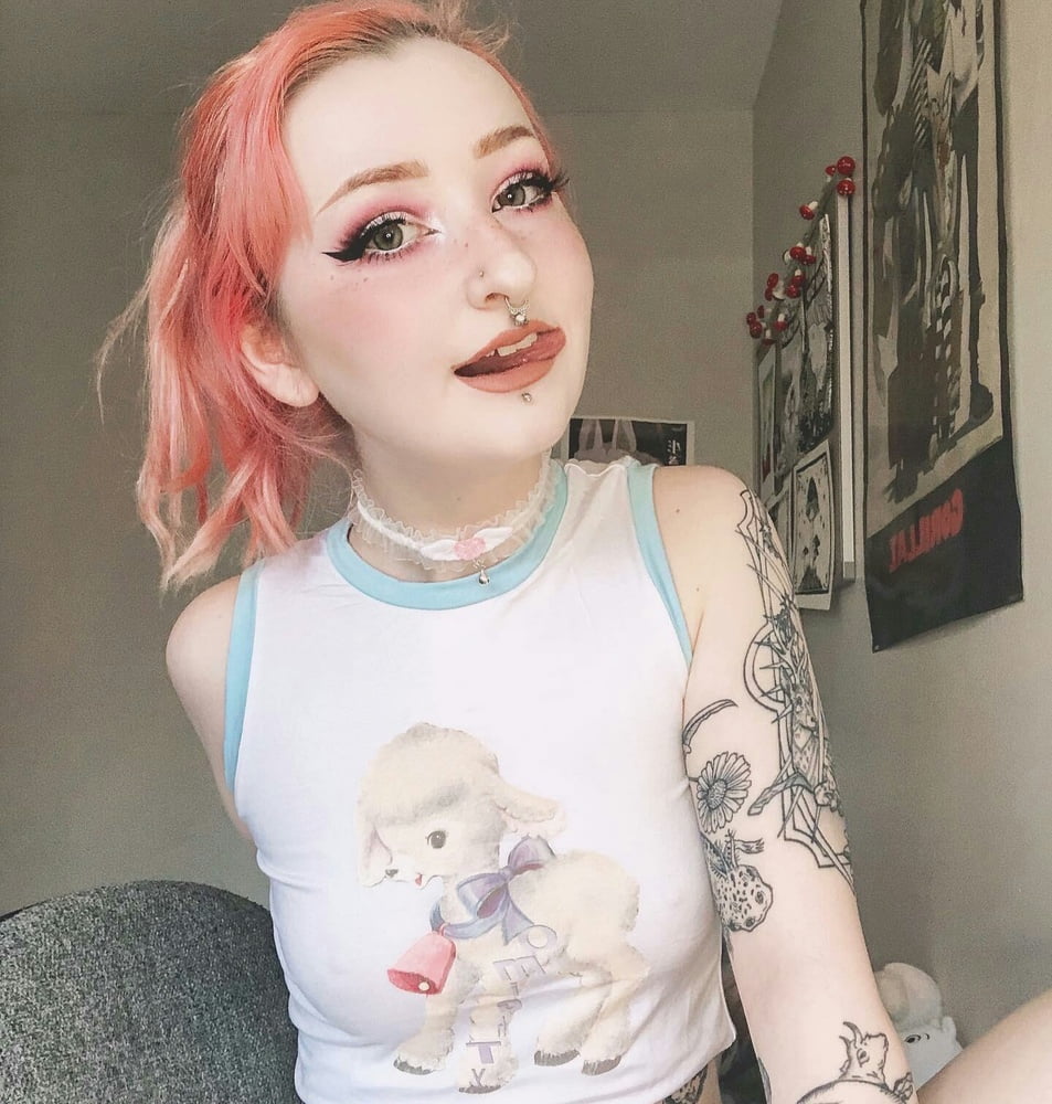 Ich habe deine Bilder gefunden
 #88673149