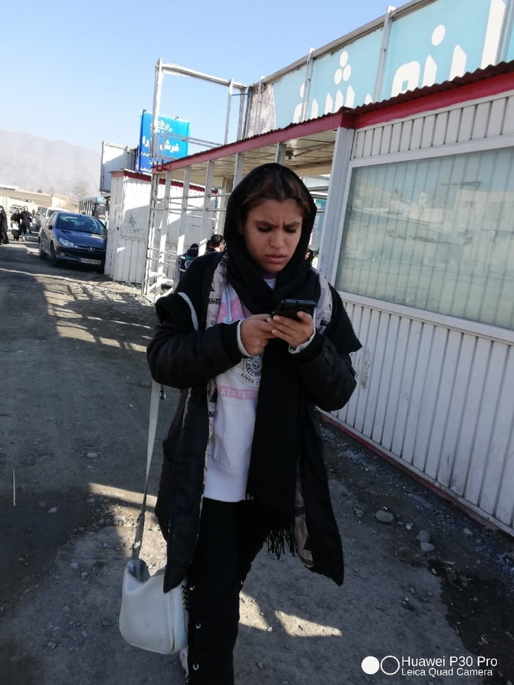 Iran ragazze giovani brutto 1
 #87435082