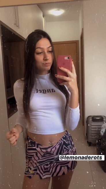 Bruna cembranelli fazenda - puta funkeirinha
 #81144435