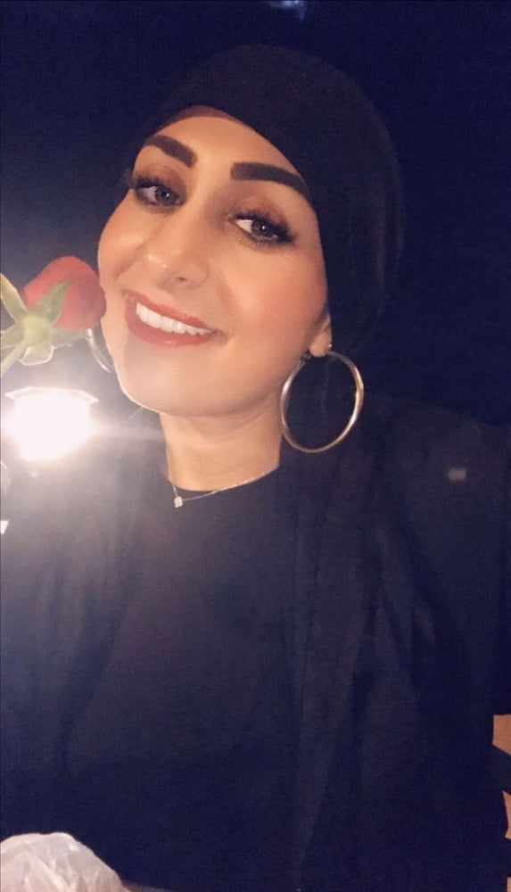Myriam arabe beurette hijab tronche a jus
 #95232688