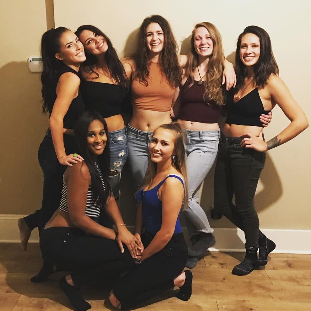 Kenna - busty brunette part-time model
 #93644497