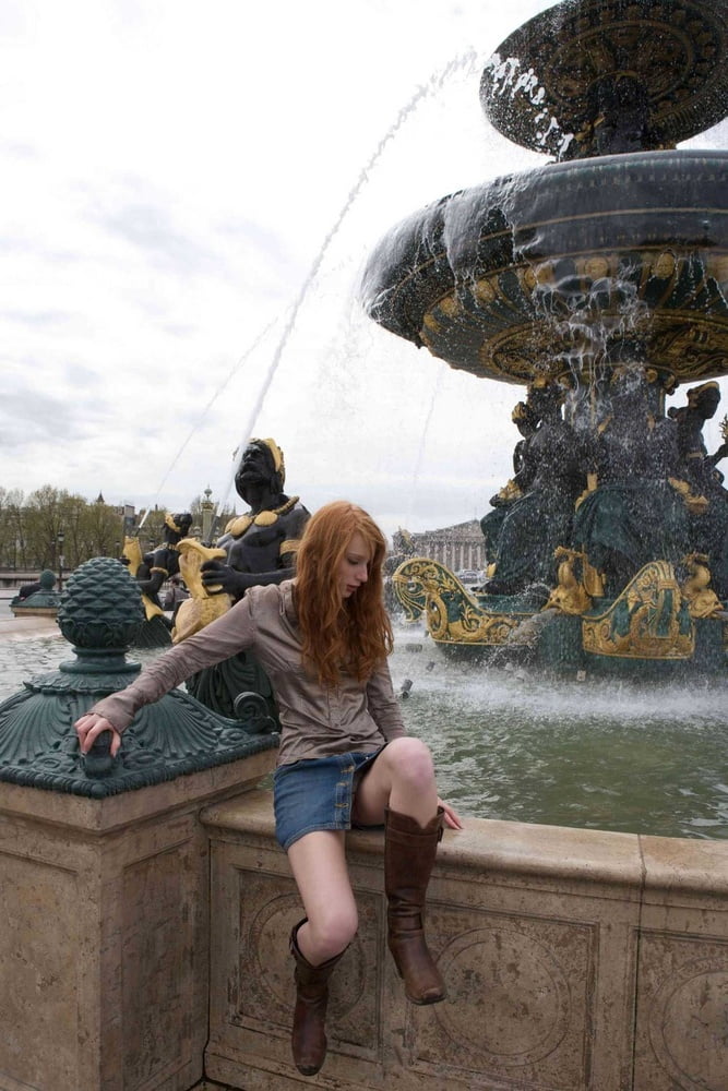 Hot redhead webslut ama exponer a sí misma
 #88351997