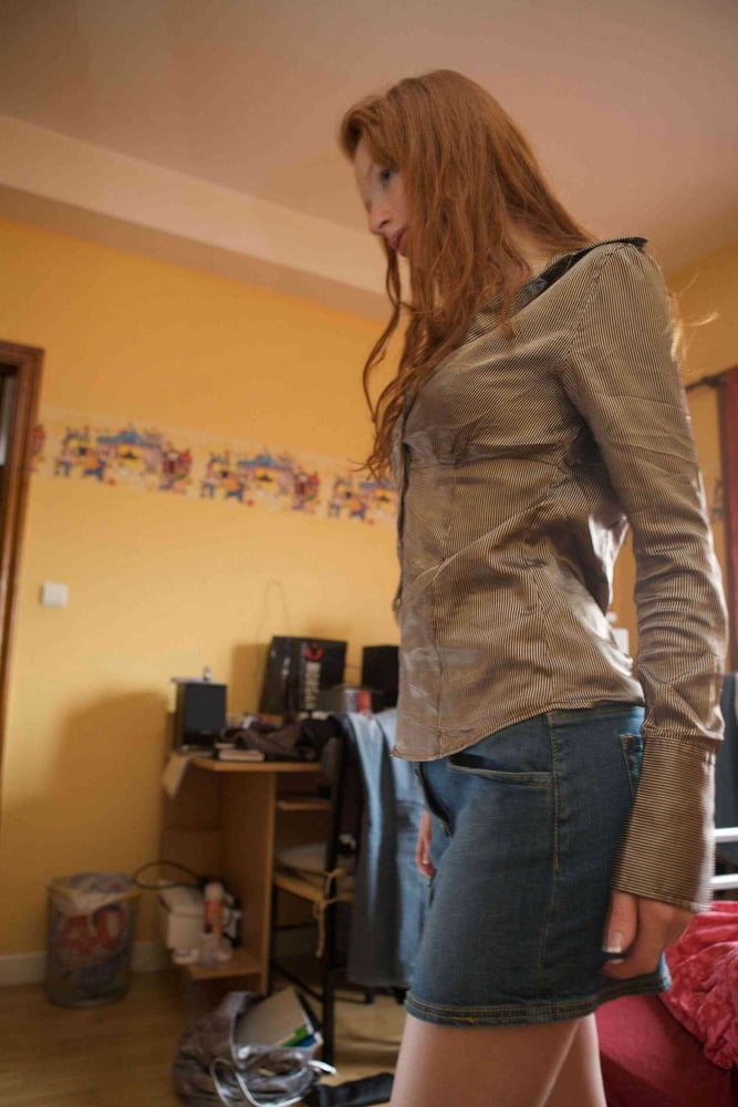 Hot redhead webslut ama exponer a sí misma
 #88352027