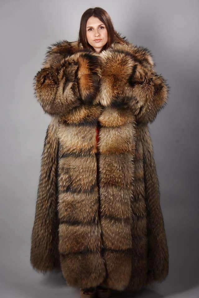 毛皮のコートが好き
 #92897857