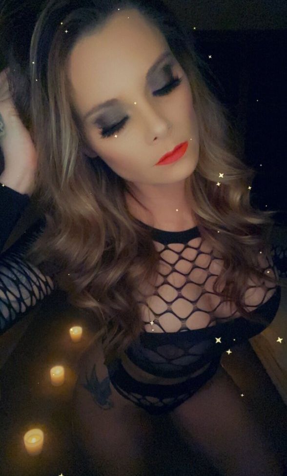 Chroniclesofatiredassmom nude #108270999