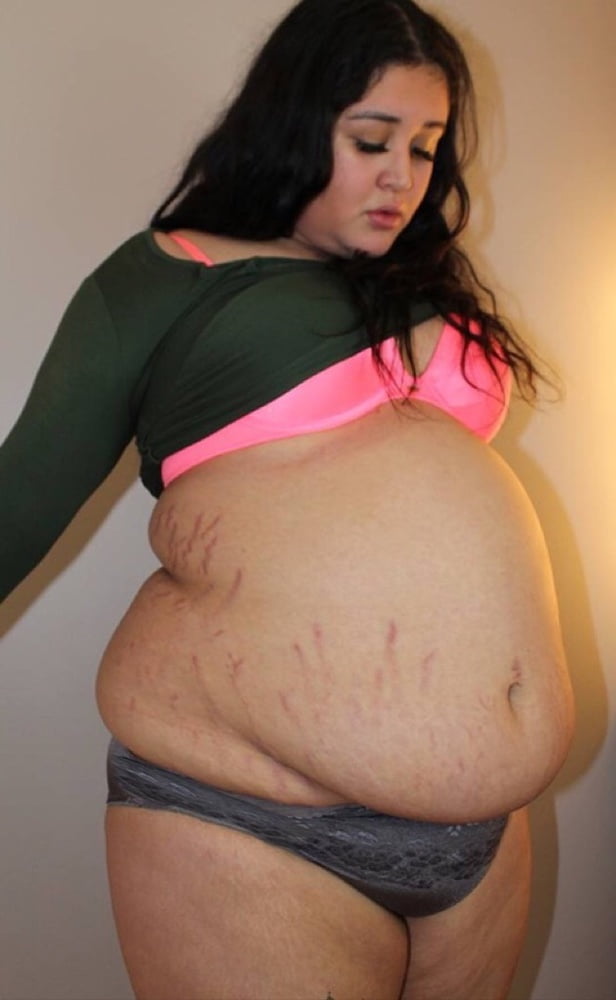 Bbw fette Mädchen fette Bäuche
 #96654950