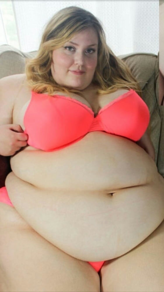 Bbw fette Mädchen fette Bäuche
 #96654966