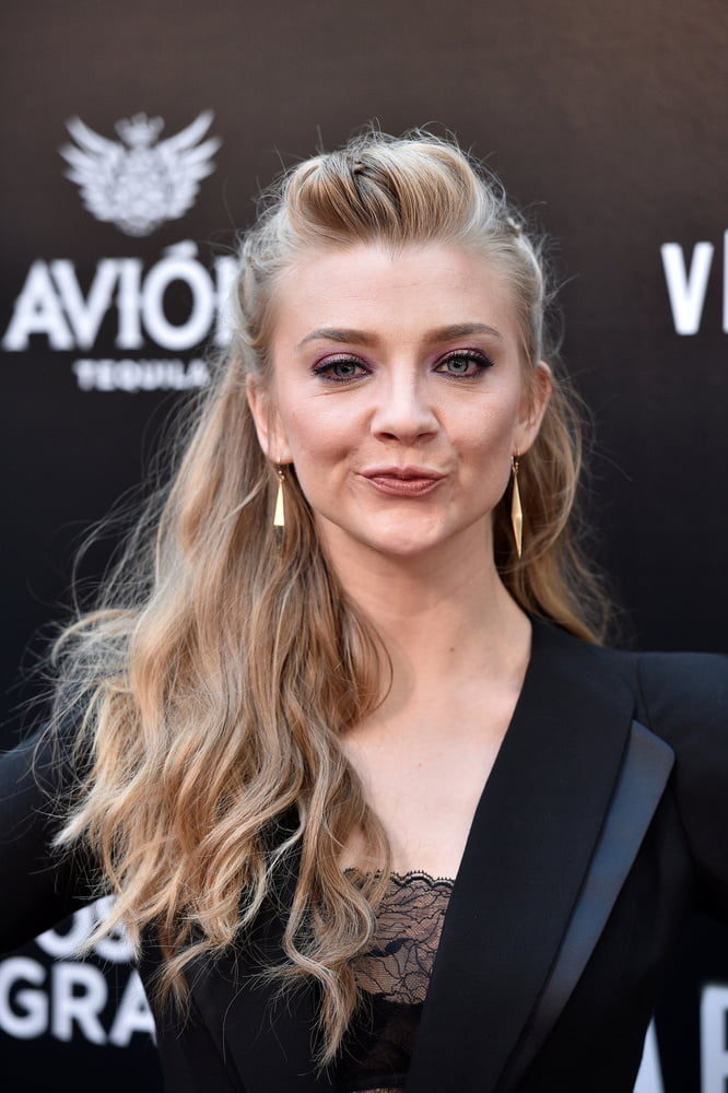 Jerk pour natalie dormer
 #96271772