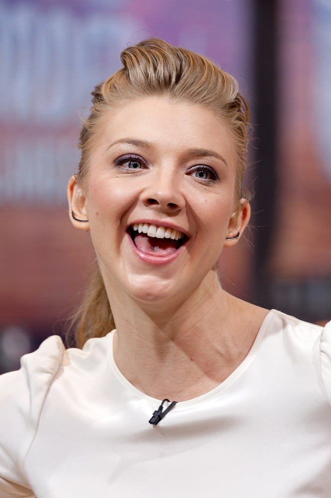 Jerk pour natalie dormer
 #96272116