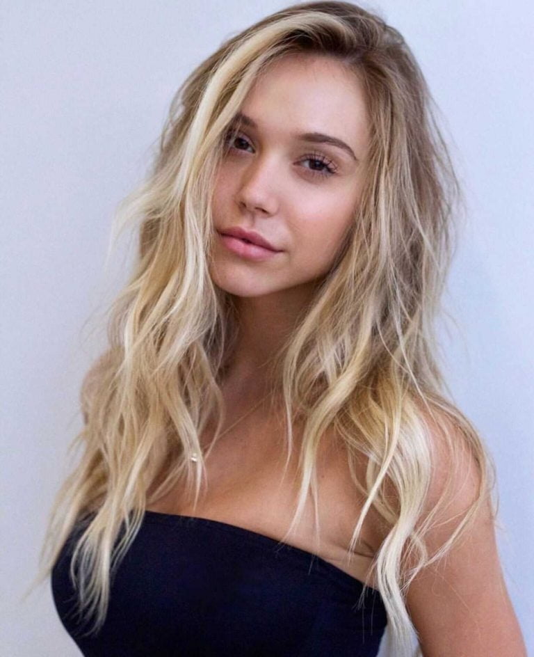 Alexis ren
 #89045522