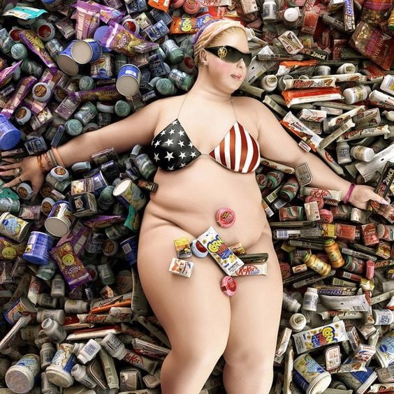 Caderas anchas de las mujeres 326
 #104275809