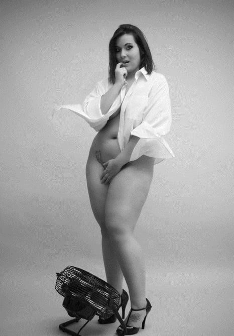 Caderas anchas de las mujeres 326
 #104275810