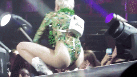 Disney y co gifs
 #90165902