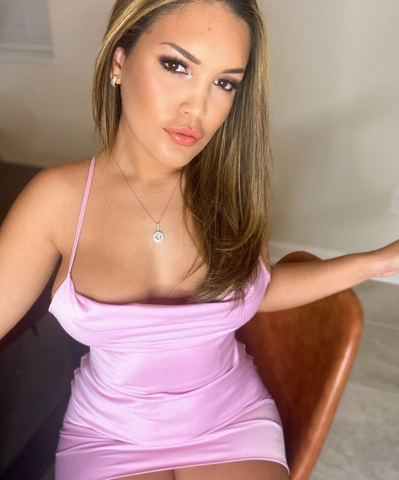 Alina Belle desnuda #108813928