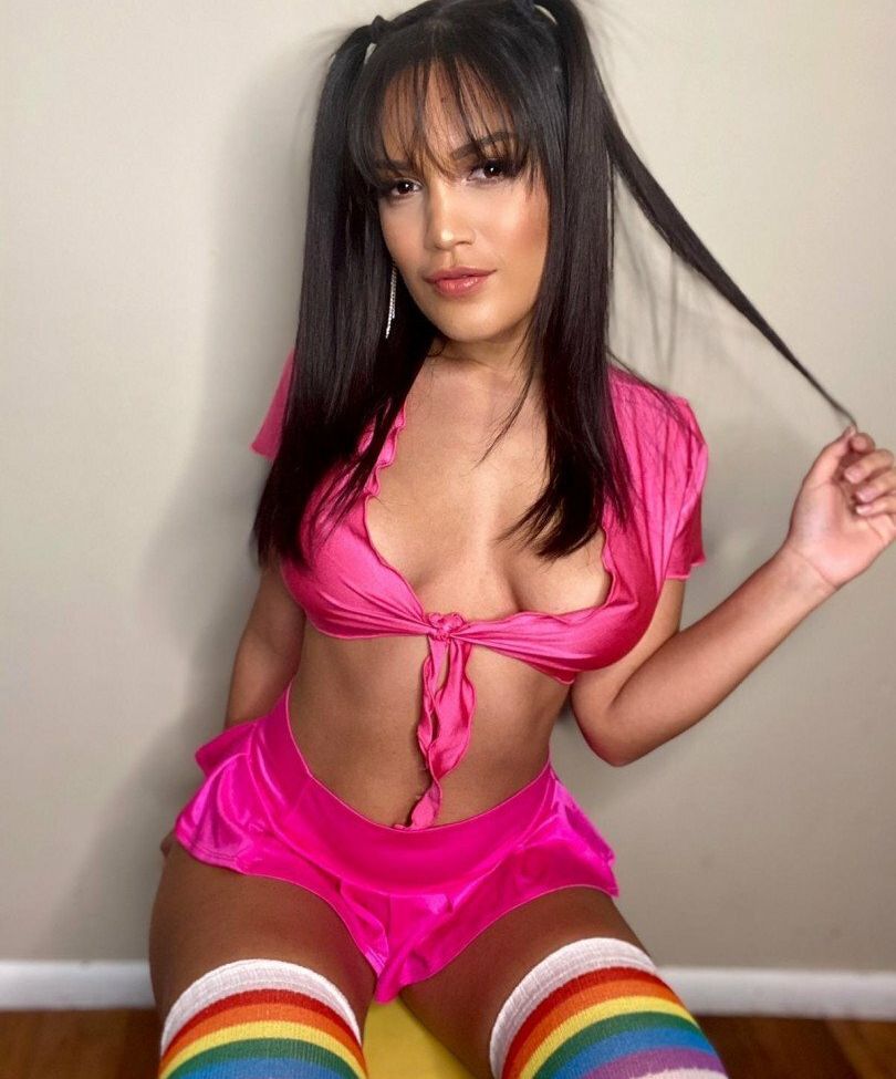 Alina Belle desnuda #108813988