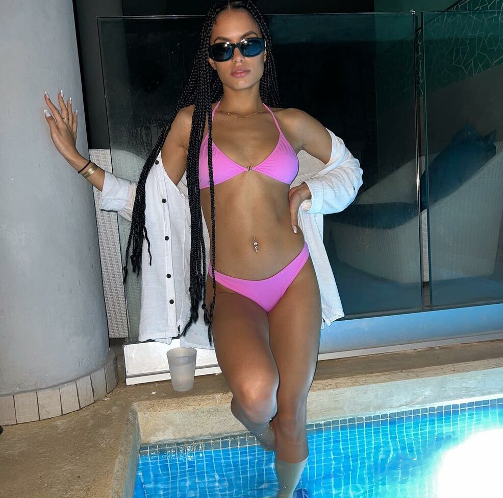 Jennifer Prado desnuda #109787895