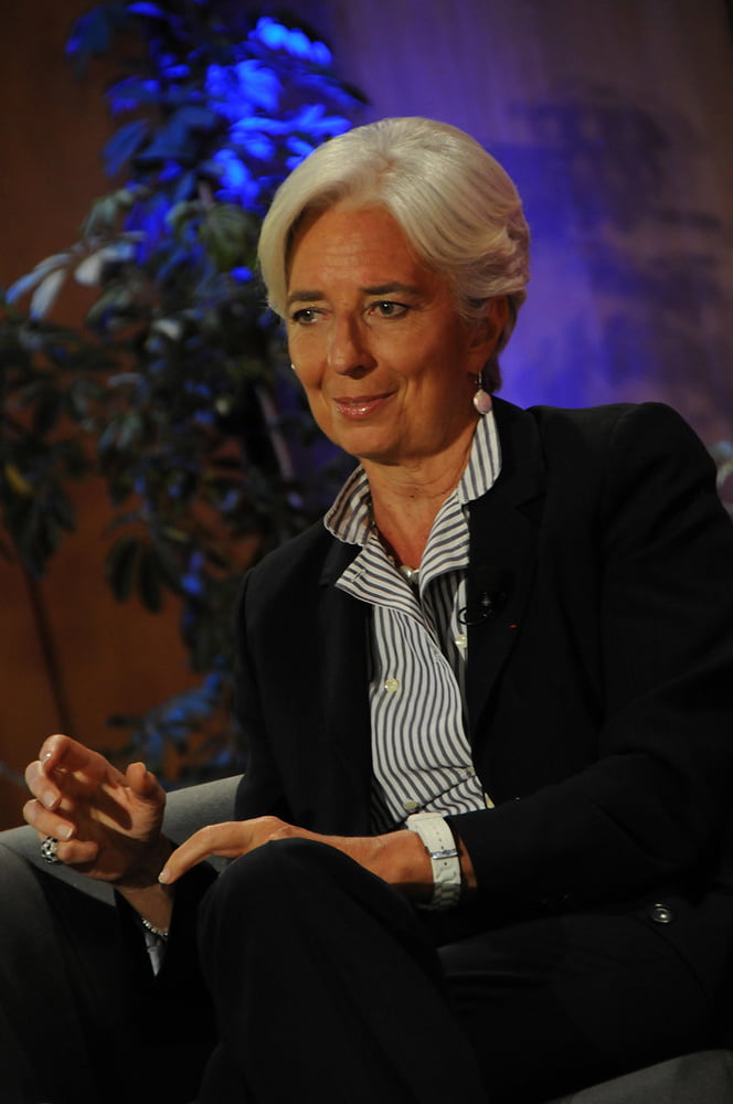 Wichsen für christine lagarde
 #90001523