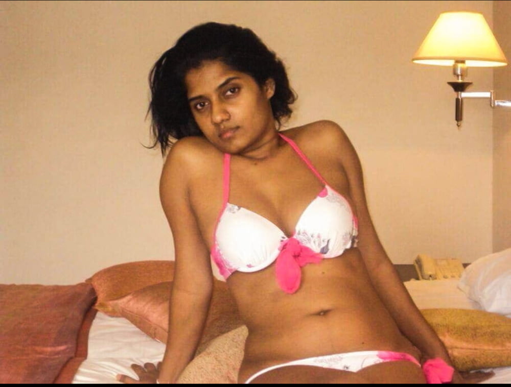 Busty indische Frau ausgesetzt
 #81224649