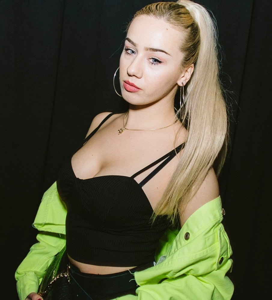 Club voyeur - chicas sexy (87)
 #89784571