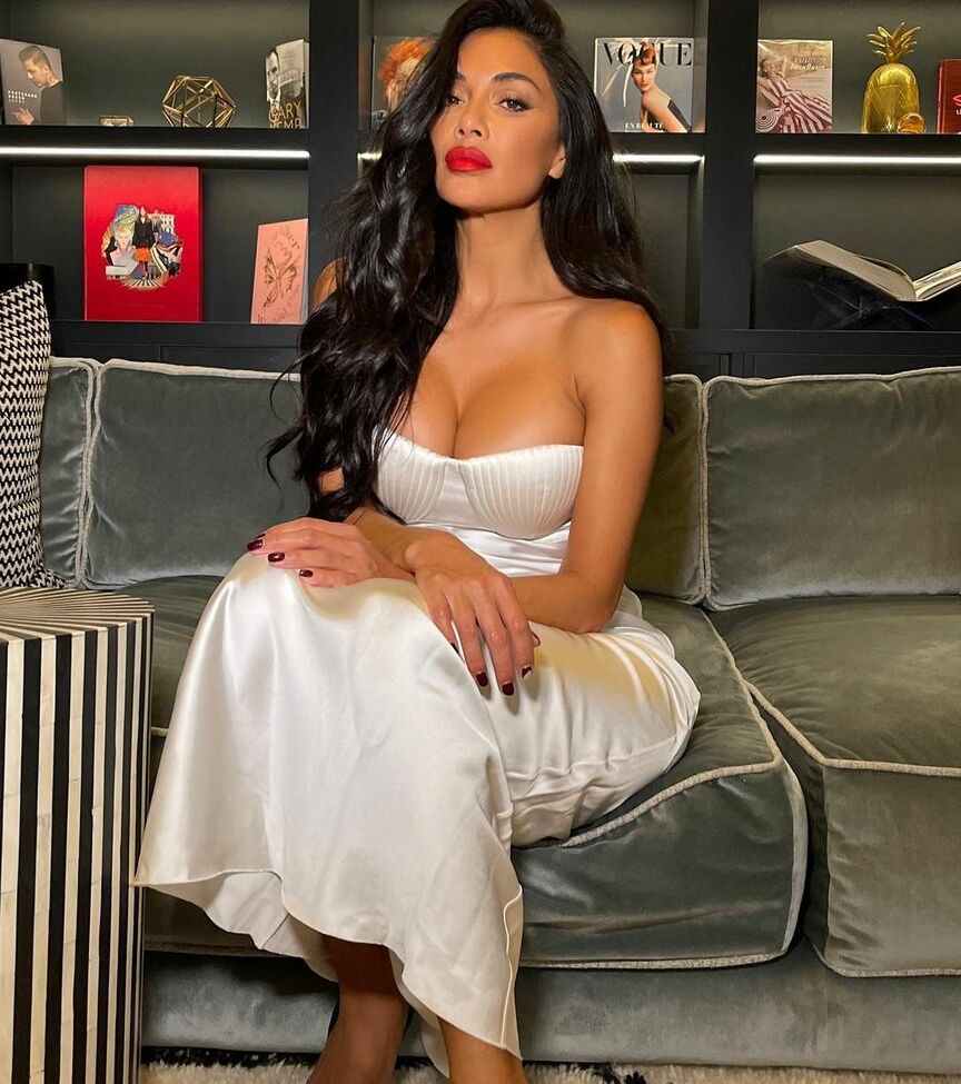 Nicole Scherzinger desnuda #108196890