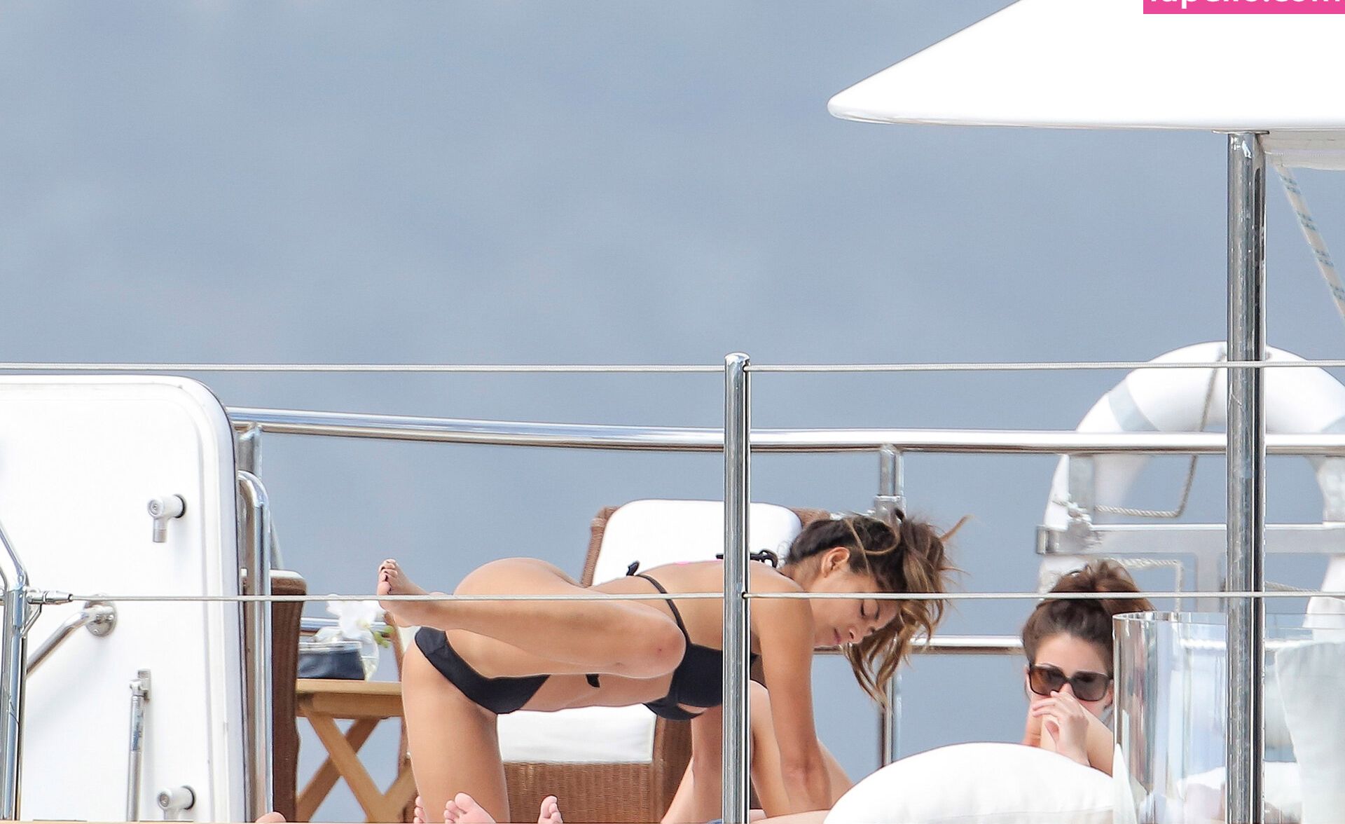 Nicole Scherzinger desnuda #108196993