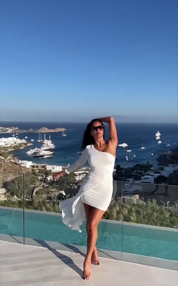 Nicole Scherzinger desnuda #108197019